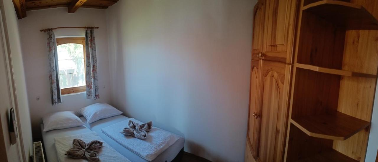 Vica Apartman Balatonbereny Exterior photo
