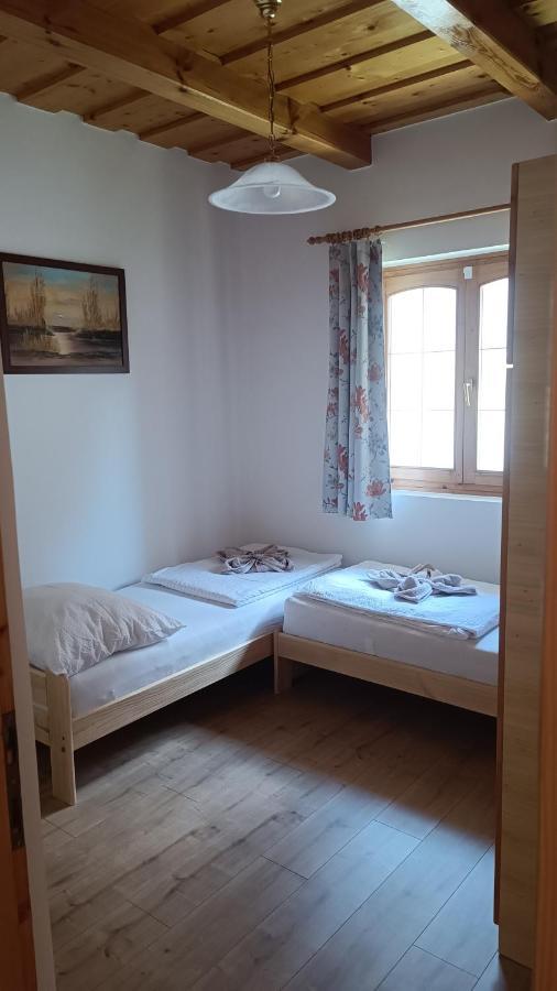 Vica Apartman Balatonbereny Exterior photo